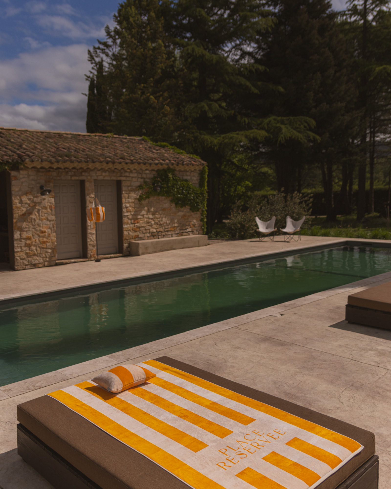 Drap de plage PLACE RESERVEE Gold