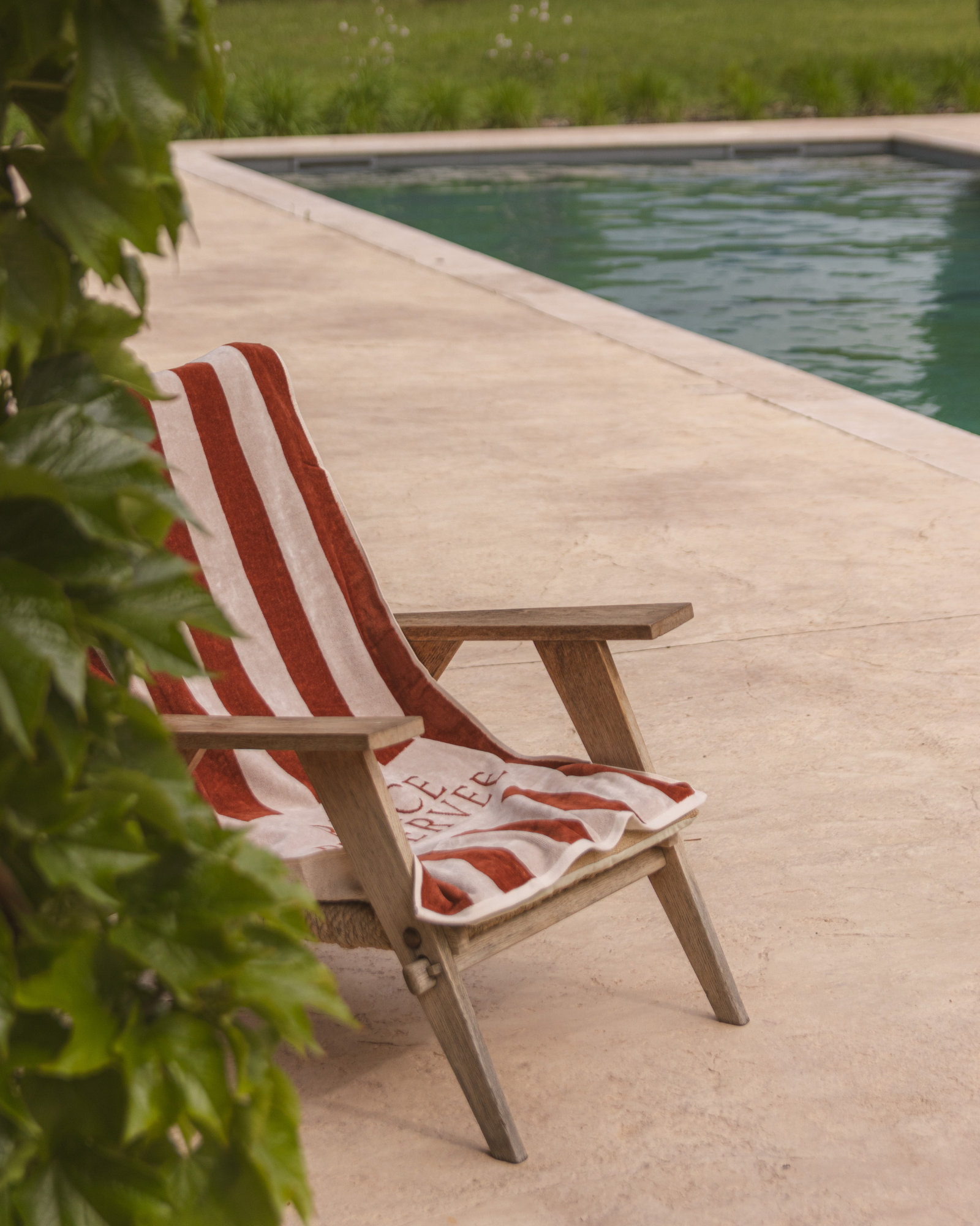 Drap de plage PLACE RESERVEE Tan