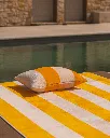 kussen-place-reservee-gold-8.webp