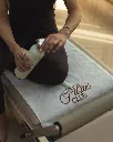 sporthanddoek-pilates-club-ecru-tan-6.webp
